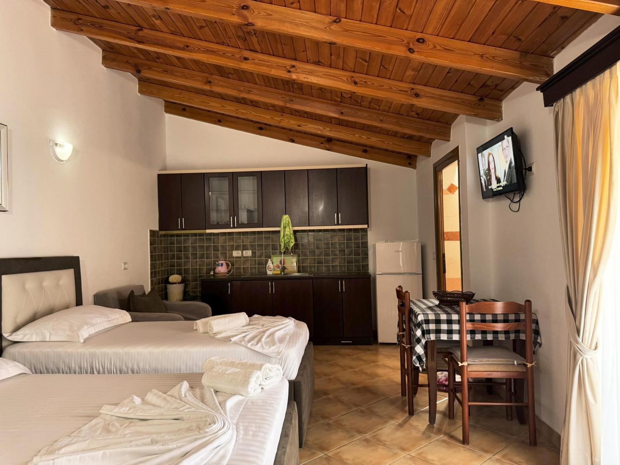 קסאמיל Garden Villa Veli מראה חיצוני תמונה
